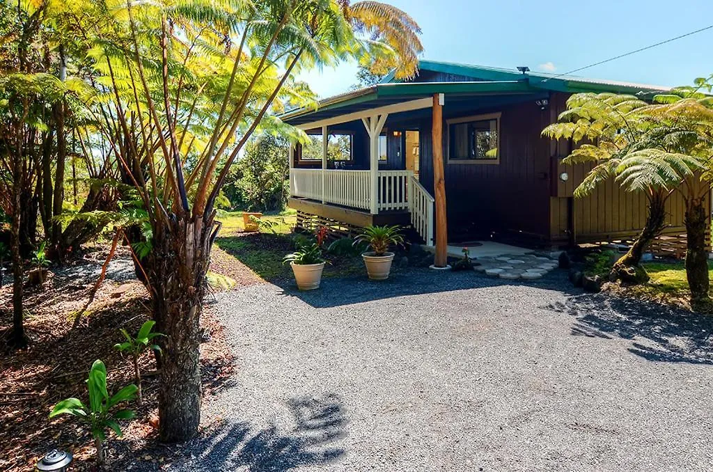 Fern Cottage Island Escape With Rainforest View! Volcano